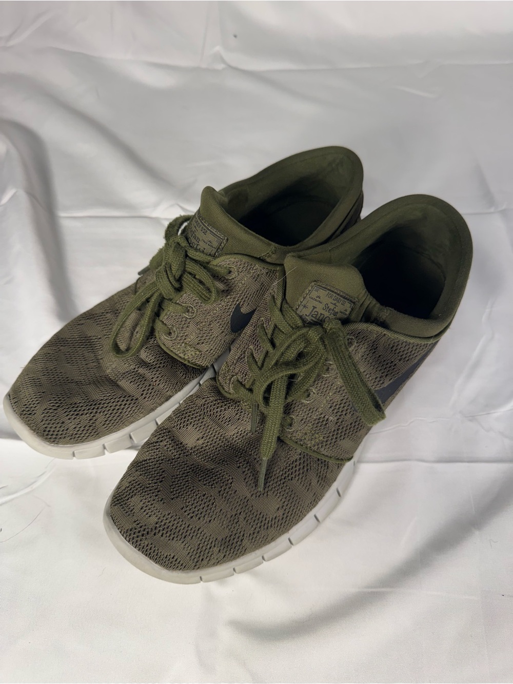 Nike Men’s Olive Green Mesh Stefan Janikowski Max